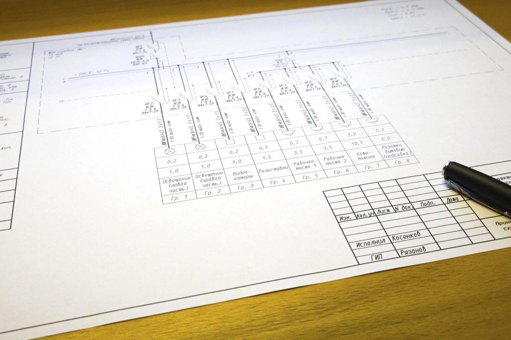 Кто и как разрабатывает электропроект вывески